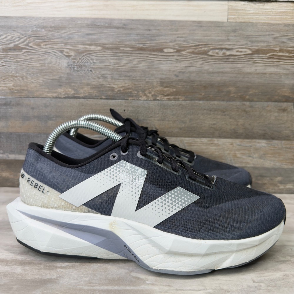 New Balance FuelCell Rebel v4 Mens Size 9/8.5 Running Shoes Mismatched Black
